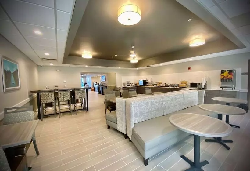 ホテル Best Western Brockport Inn & Suites