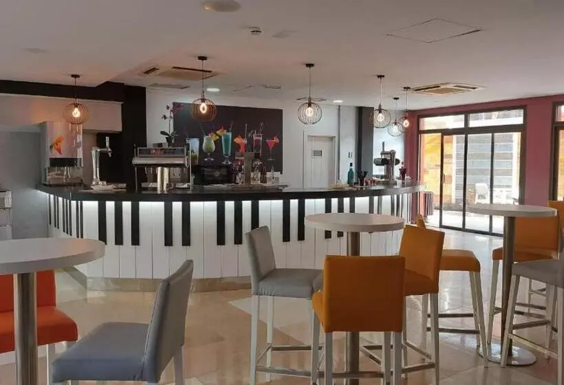 Hotell Chatur Costa Caleta