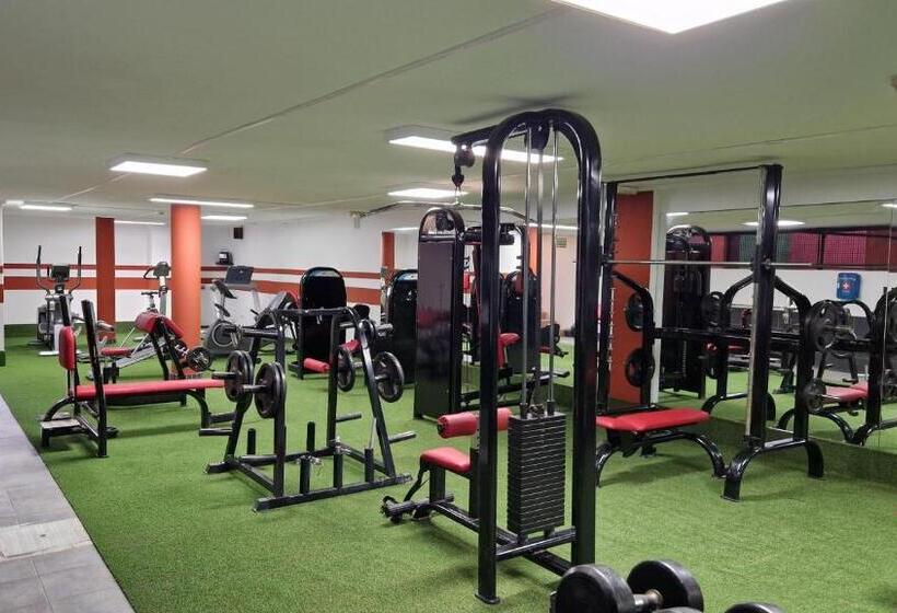 هتل Chatur Costa Caleta