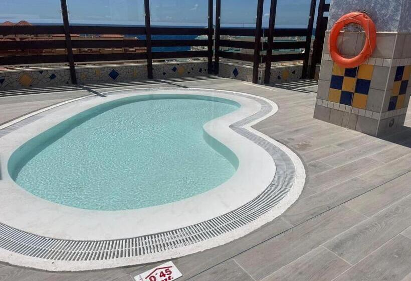 هتل Chatur Costa Caleta