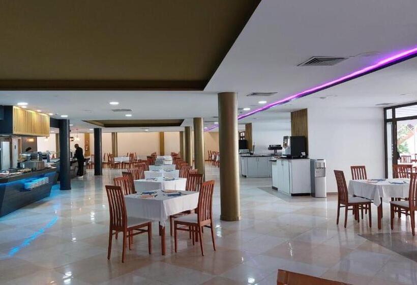 هتل Chatur Costa Caleta