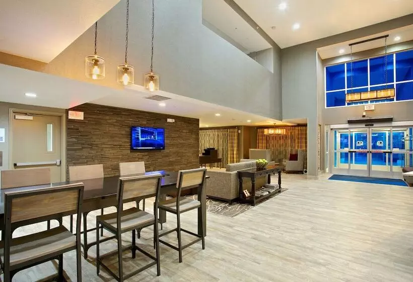 Holiday Inn Express Hotel & Suites Paso Robles, An Ihg