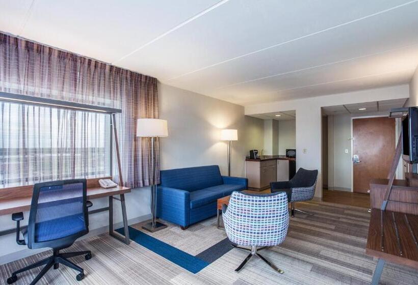 Hotel Holiday Inn Express Hauppauge Long Island, An Ihg