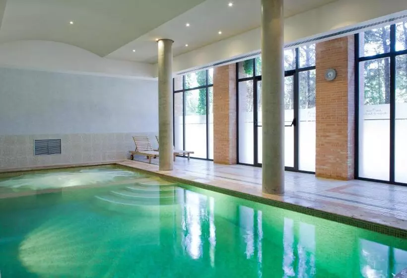 Отель Intelier Airén