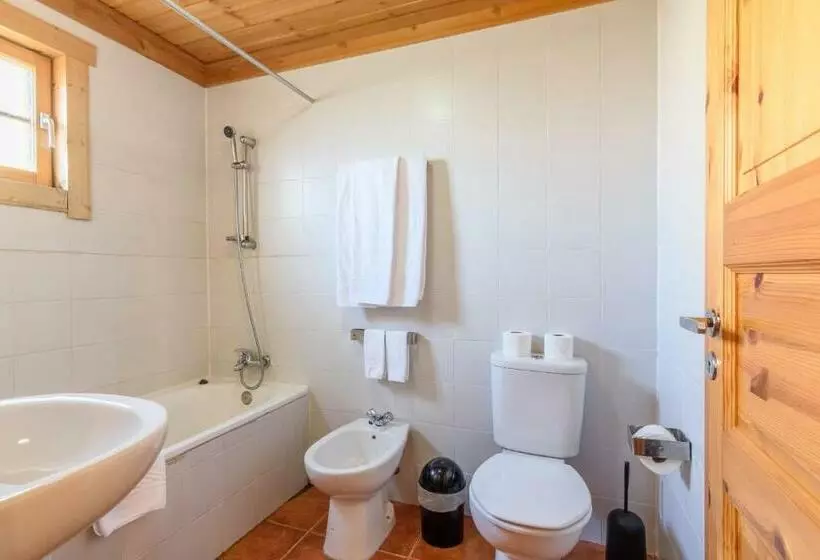 Hotelli Luna Chalets Da Montanha   Serra Da Estrela