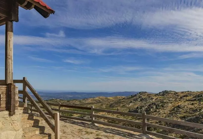 Hotelli Luna Chalets Da Montanha   Serra Da Estrela