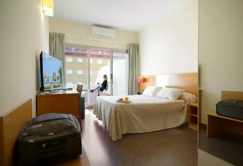 Отель Playa Miramar