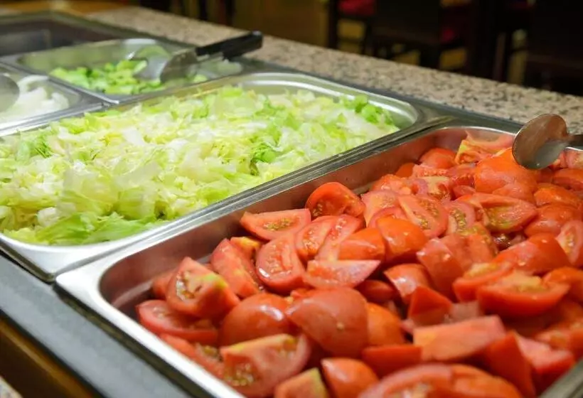 Отель Playa Miramar