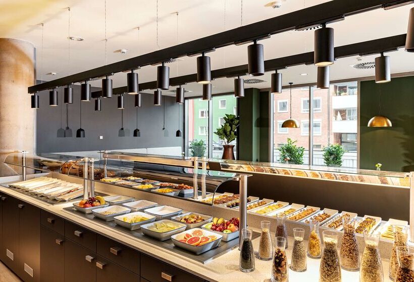 فندق NH Köln Altstadt