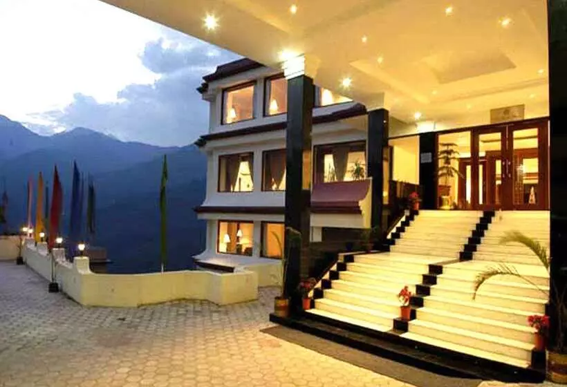 ホテル The Royal Plaza Gangtok