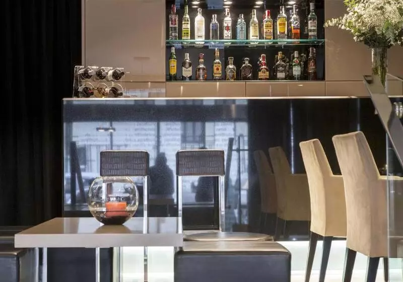 هتل Zenit Valencia