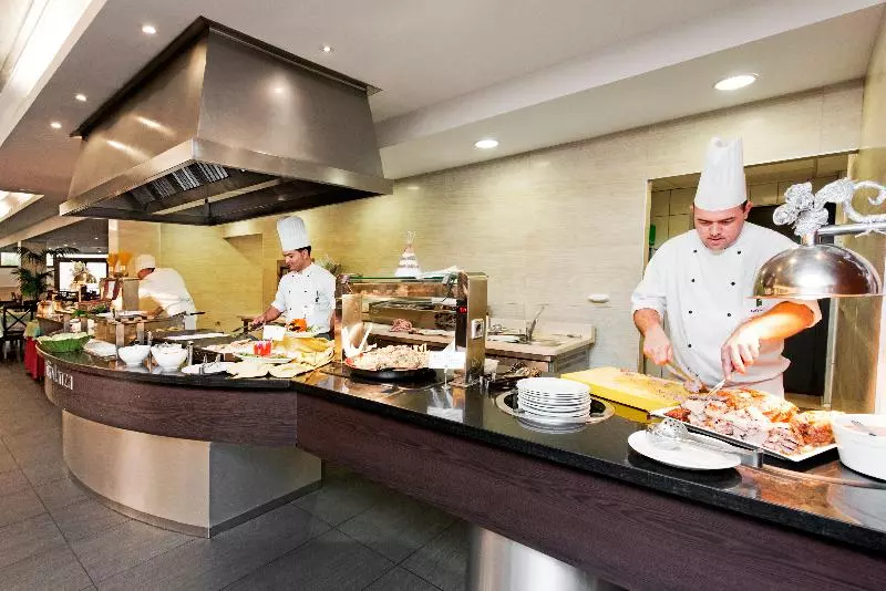 Marylanza Suites & Spa