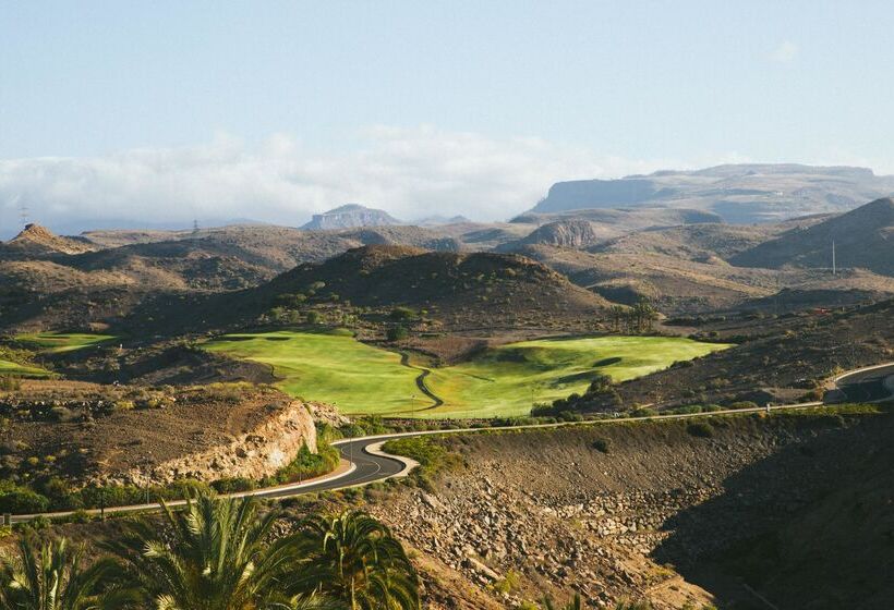 Salobre Hotel Resort & Serenity