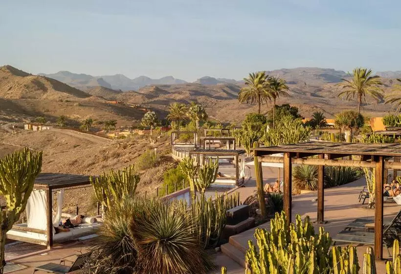 Salobre Hotel Resort & Serenity