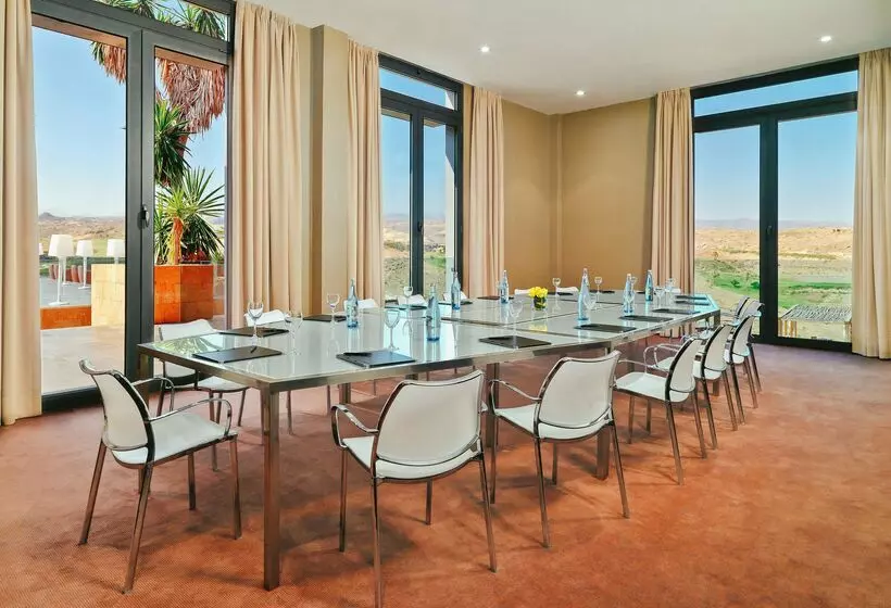 Salobre Hotel Resort & Serenity