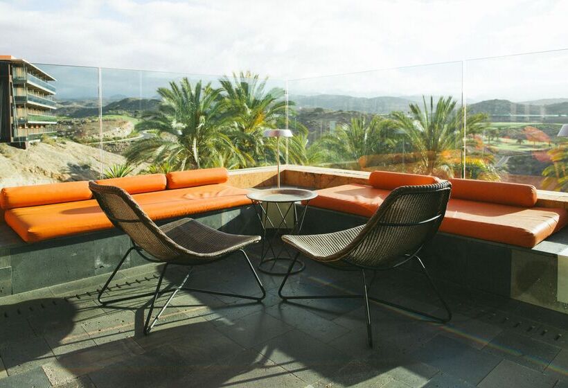 Salobre Hotel Resort & Serenity