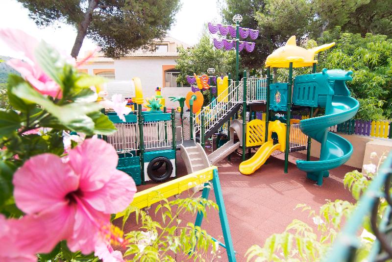 Zafiro Park Cala Mesquida