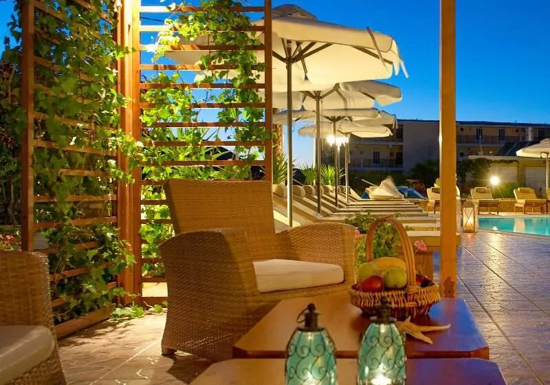 Clio Aparthotel