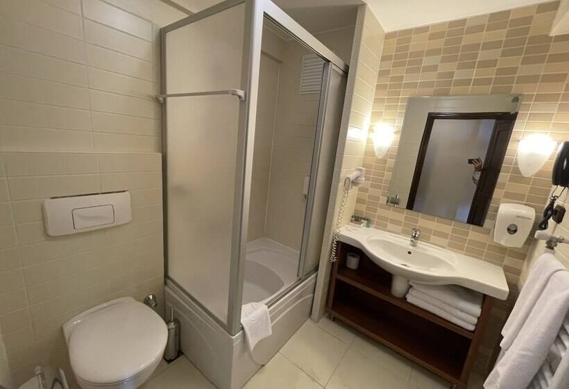 Ladonia Hotels Beceren Uludağ