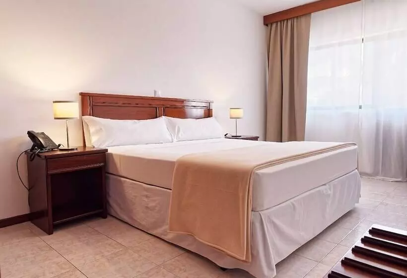 هتل Central Santa Maria