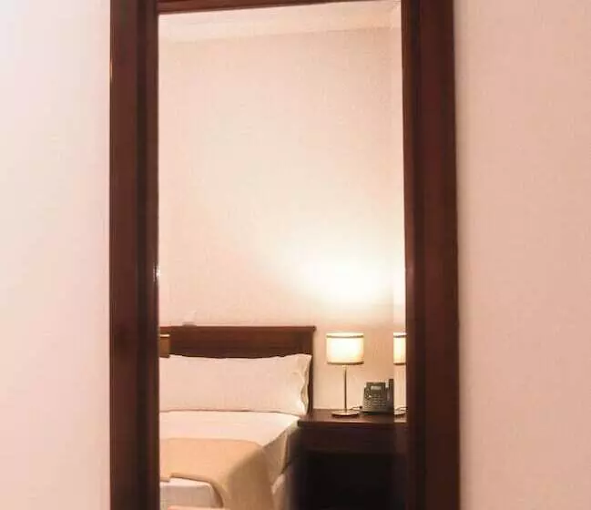 هتل Central Santa Maria