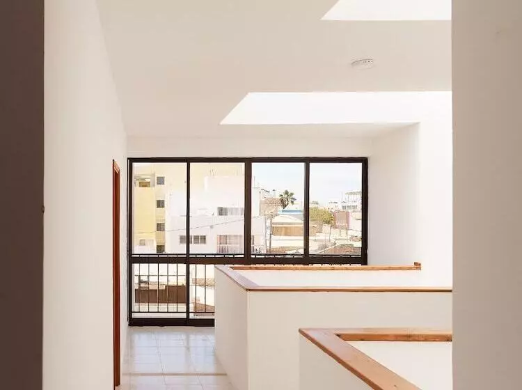 هتل Central Santa Maria