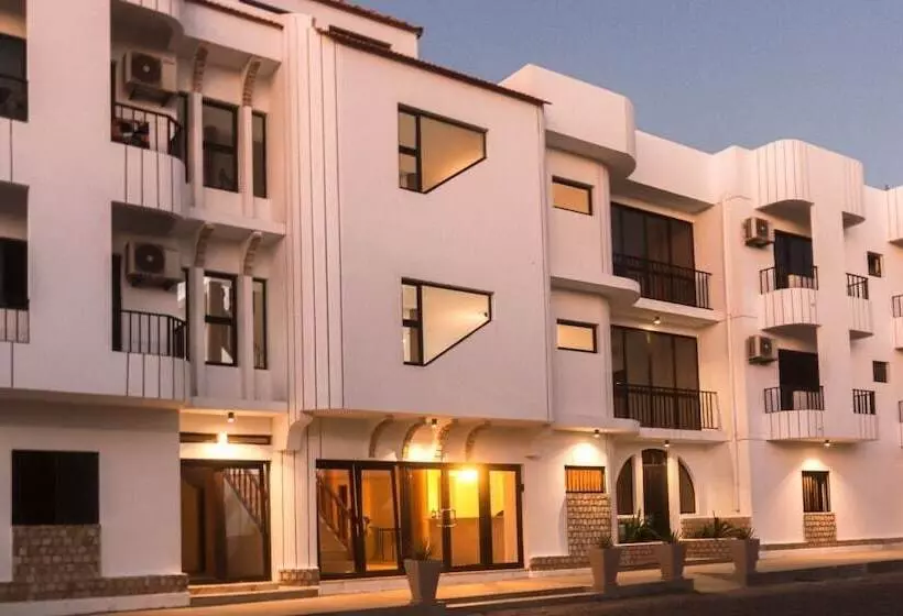 هتل Central Santa Maria