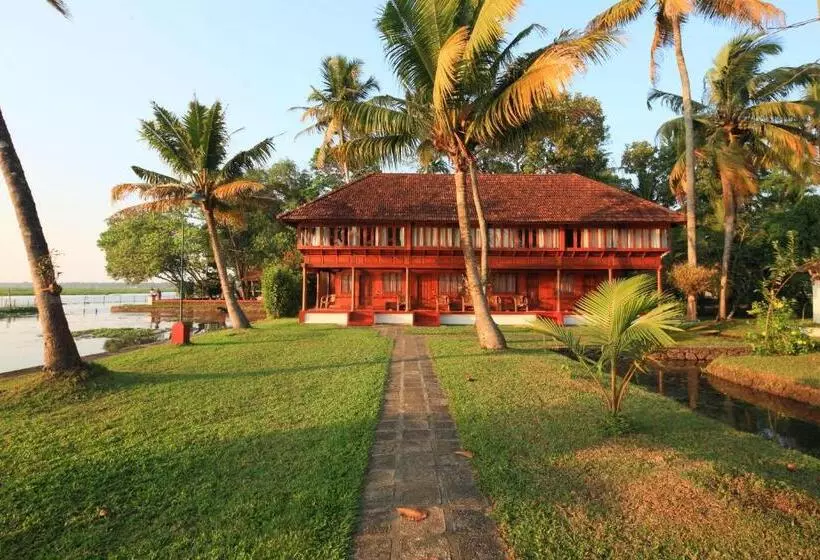 Отель Coconut Lagoon Kumarakom A Cgh Earth Experience
