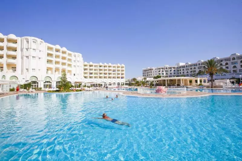 호텔 El Mouradi El Menzah