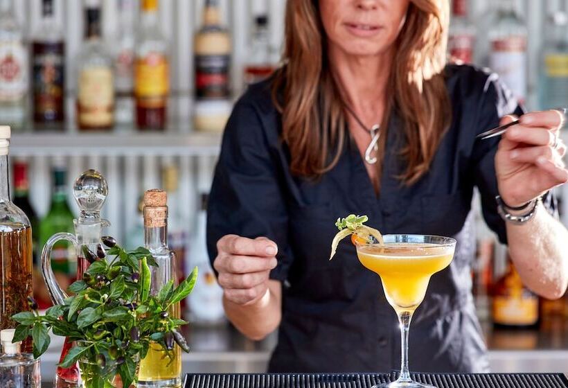 Elounda Palm Hotel & Suites