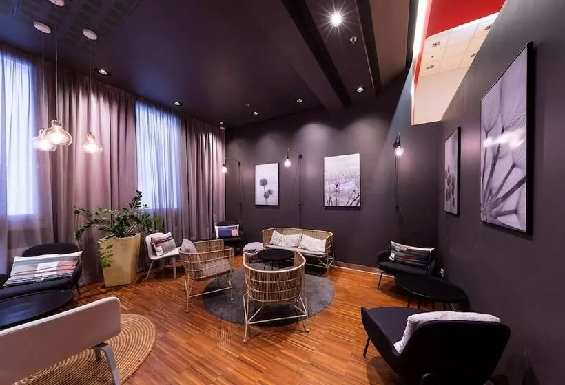 Hotel Ibis Praha Old Town