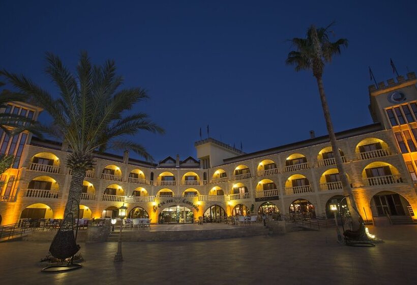 هتل Le Chateau Lambousa