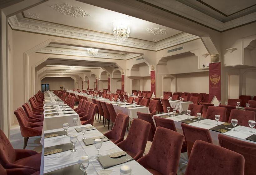 هتل Le Chateau Lambousa