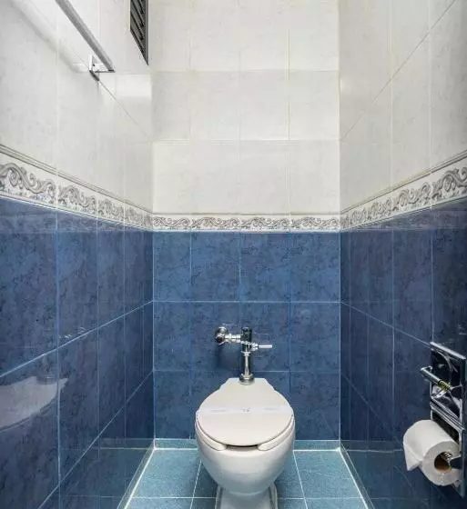 هتل Mandarin Carton