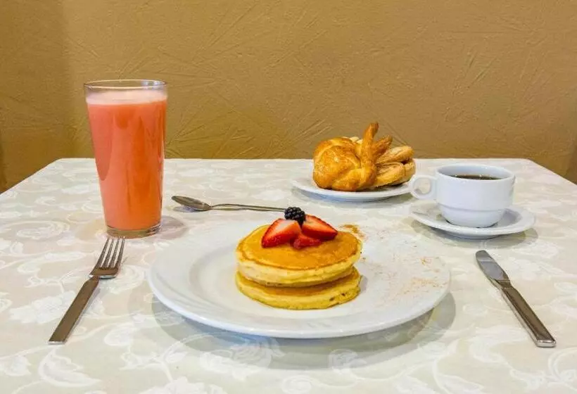 هتل Mandarin Carton