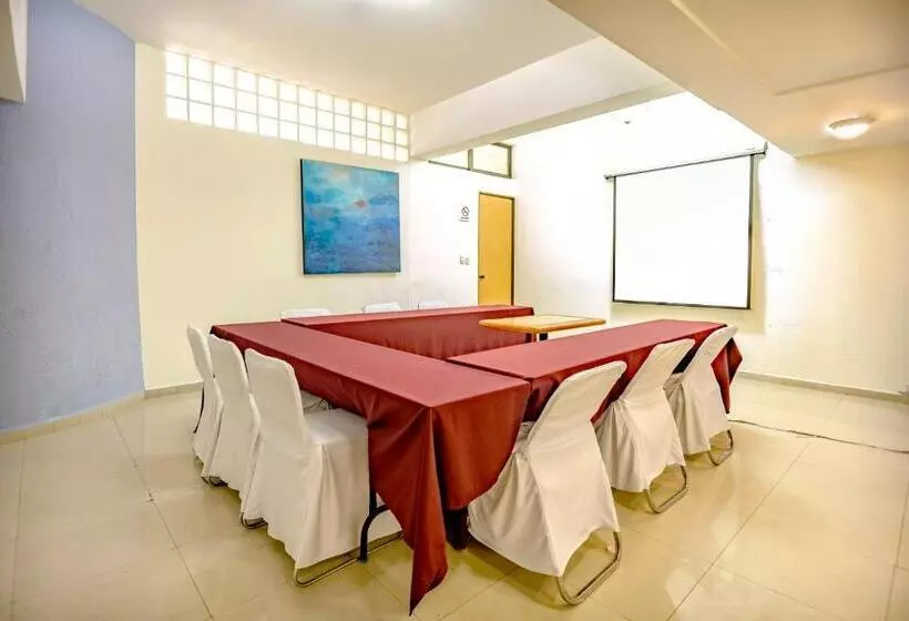 هتل Mandarin Carton