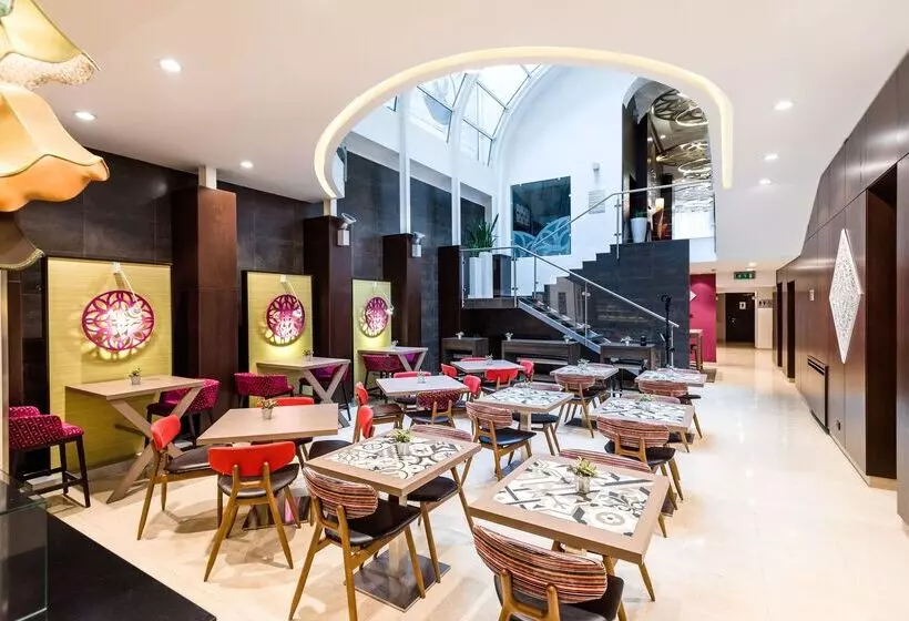 酒店 Ikonik Parlament