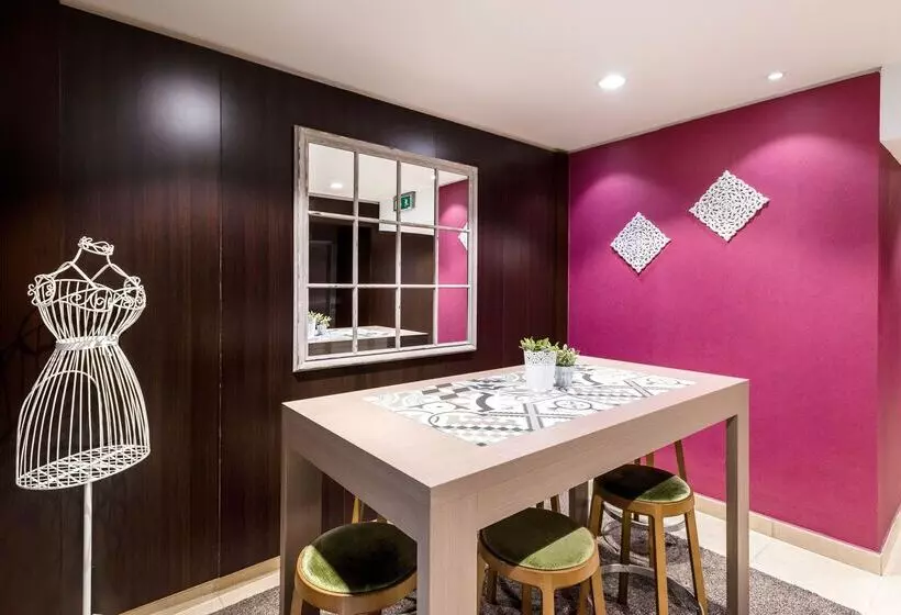 酒店 Ikonik Parlament