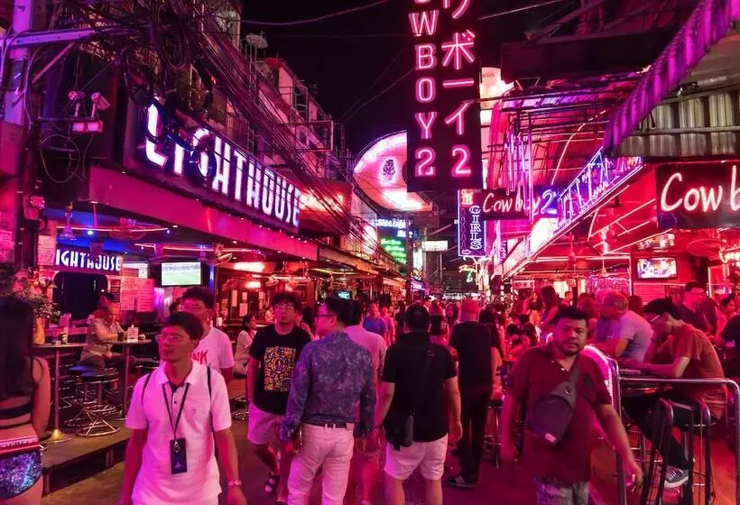 ホテル Royal Ivory Sukhumvit Nana