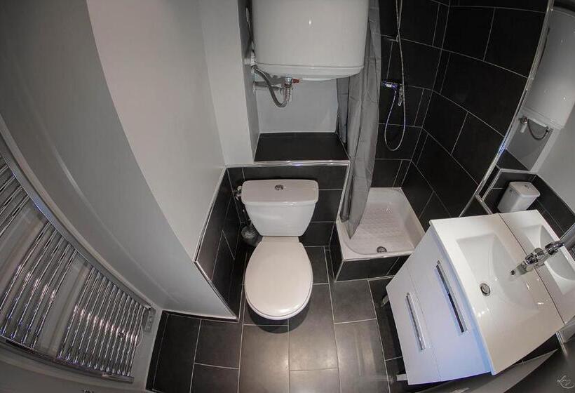 هتل Sejours & Affaires Aixenprovence Mirabeau