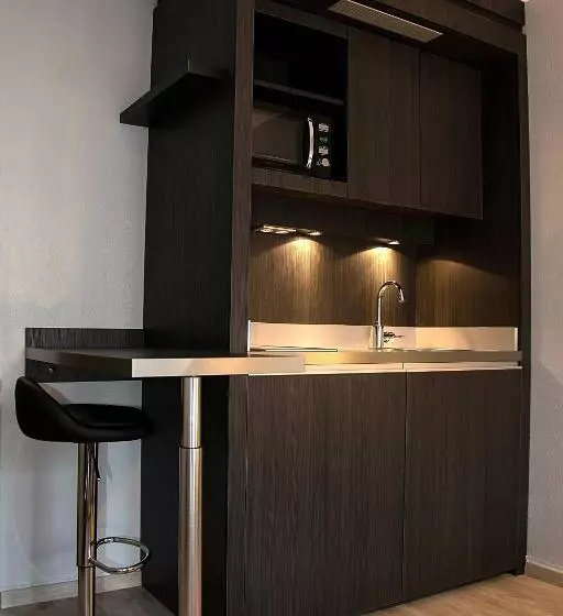 ホテル Sejours & Affaires Aixenprovence Mirabeau