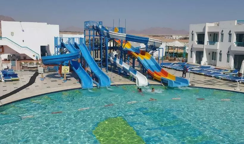 هتل Sharm Holiday Resort
