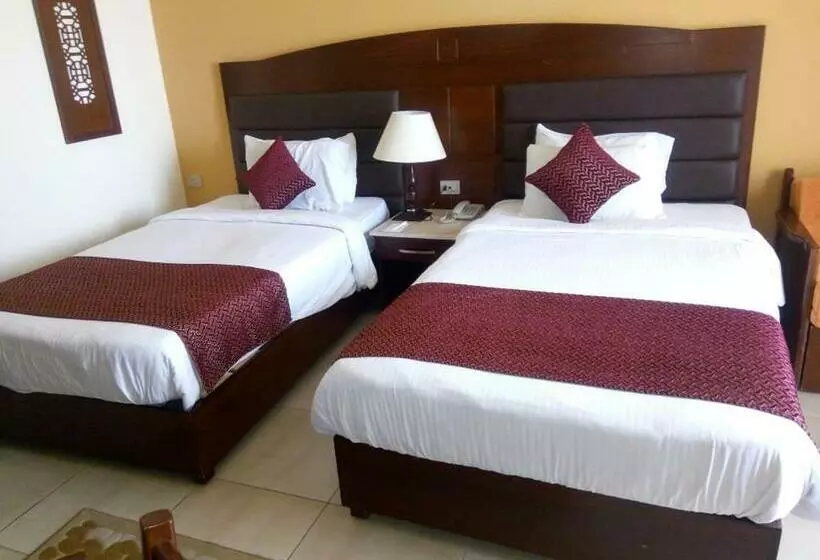 هتل Sharm Holiday Resort