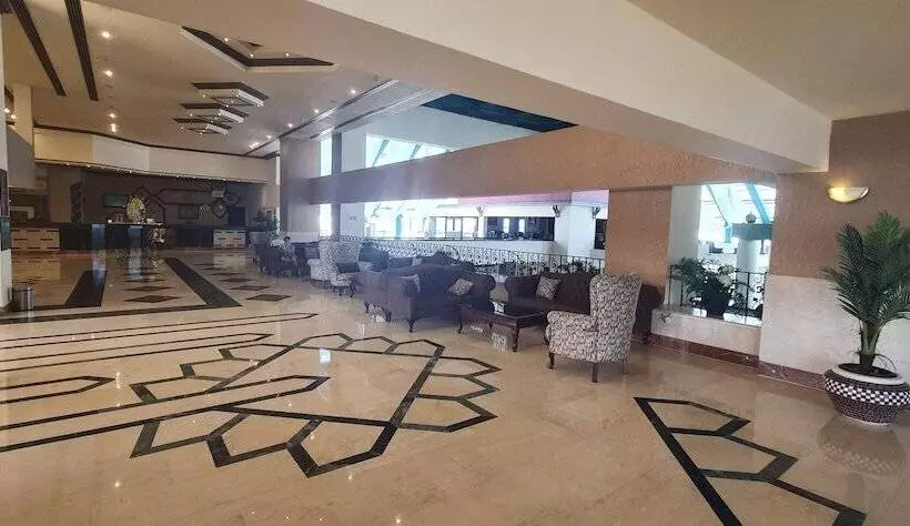 هتل Sharm Holiday Resort