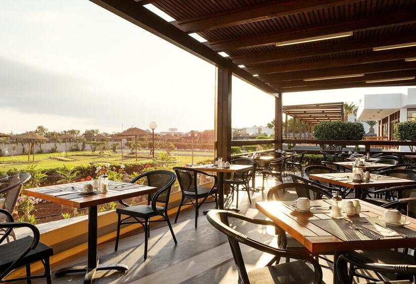 ホテル Sol by Meliá Marina Beach