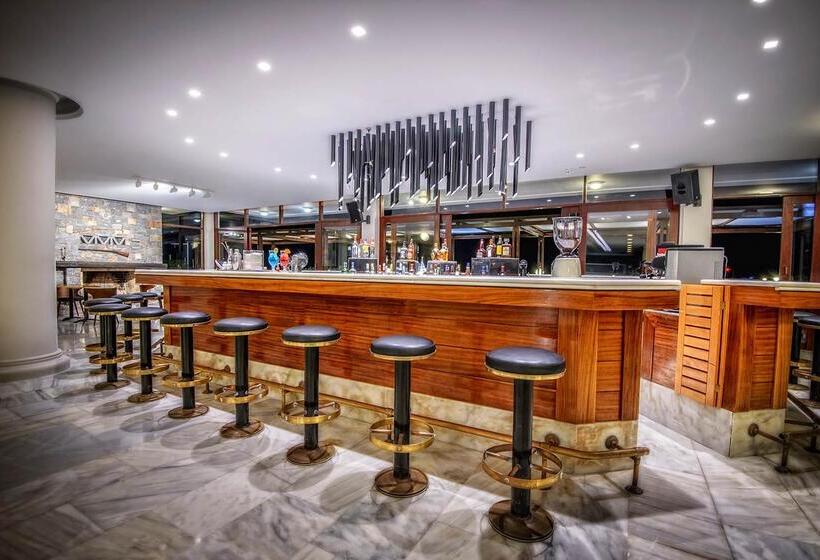 ホテル Sol by Meliá Marina Beach