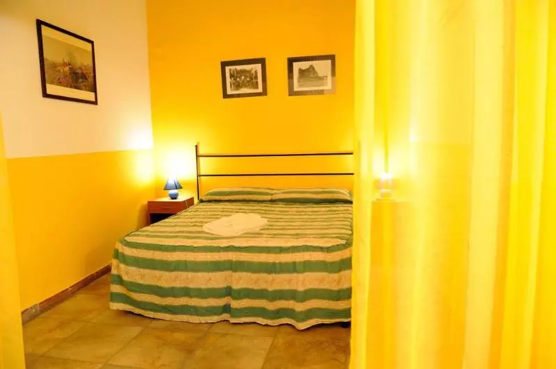 בית מלון כפרי Terrasini 2000 Case Vacanza