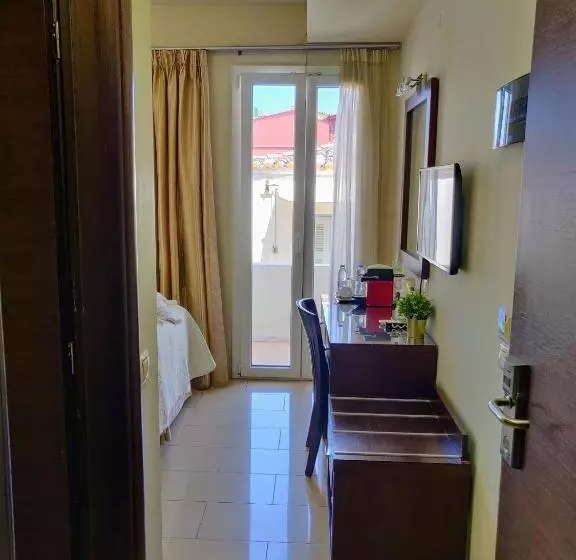 هتل The Manessi City Boutique