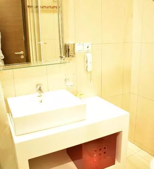 هتل The Manessi City Boutique