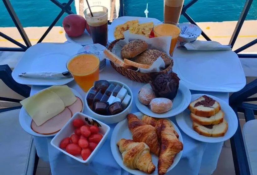 هتل The Manessi City Boutique